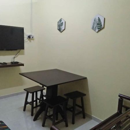 Homestay / Roomstay Muslim Budget Tanjung Malim Tanjong Malim Exterior foto