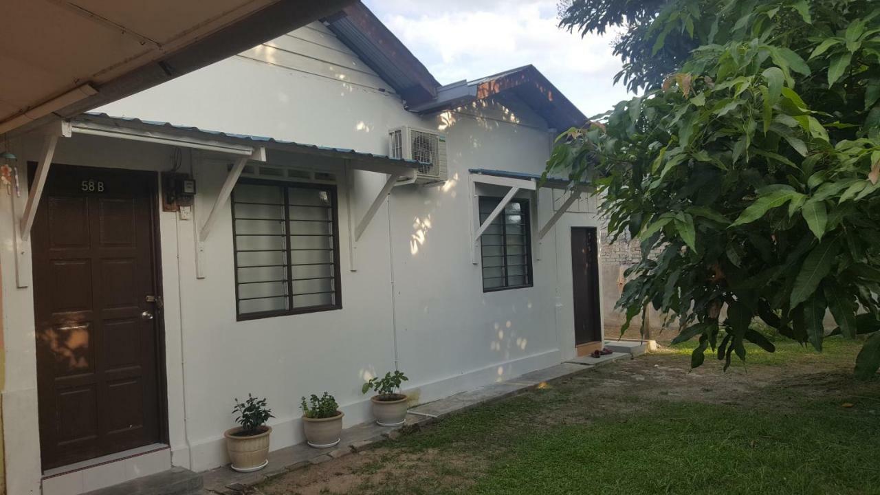 Homestay / Roomstay Muslim Budget Tanjung Malim Tanjong Malim Exterior foto